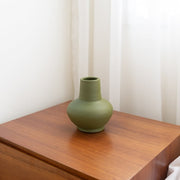 Capri Keramikvase in Grün, Schwarz und Weiß - Handgefertigt in Portugal - 16 cm Höhe